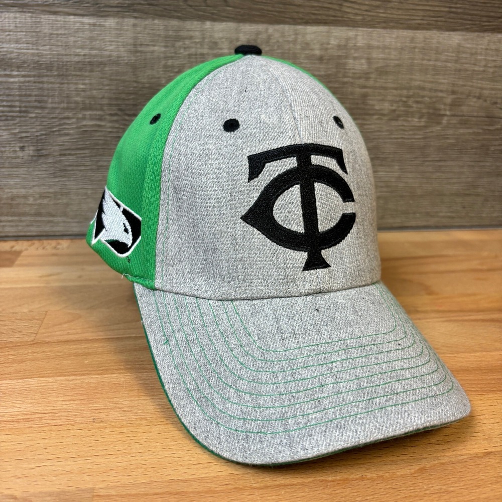 Minnesota Twins Hat Cap Snapback Green North Dakota Fighting Hawks Edition